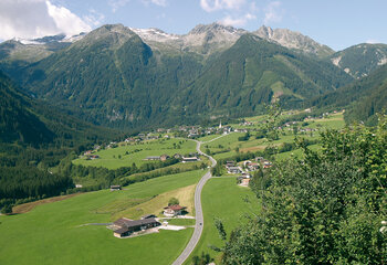 Ort Krimml im Sommer