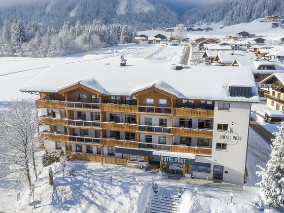 Heimatabend mit der Schuhplattlergruppe "D'Wildkogler"