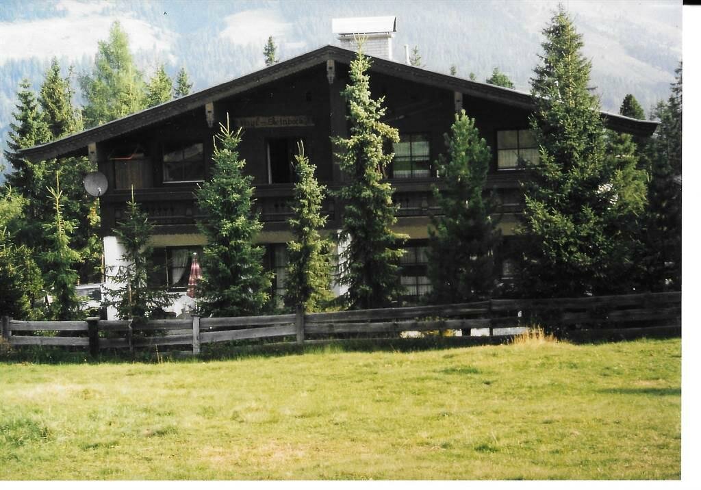 Kristall-Haus-Sommen.jpg
