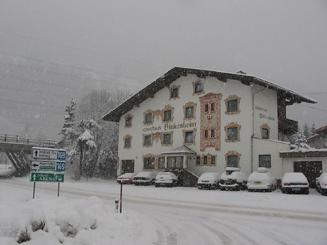 Haus-Winter-2021.jpg