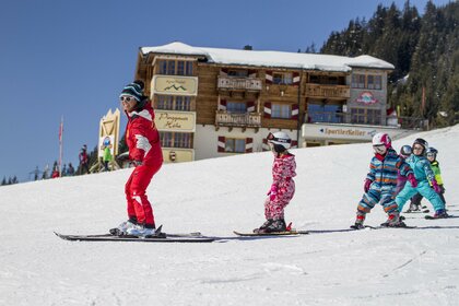 Skischule-Obermoser.jpg