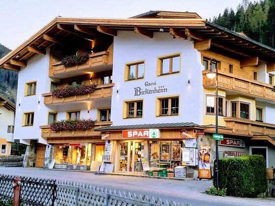 Spar Markt Tschugg