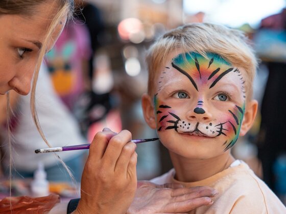 Kinderfest-Finale mit "Bluatschink"