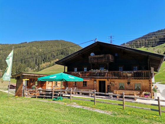 (Familien-)Rundwanderung durch Wiesen, Wälder und mit herrlichen Ausblicken