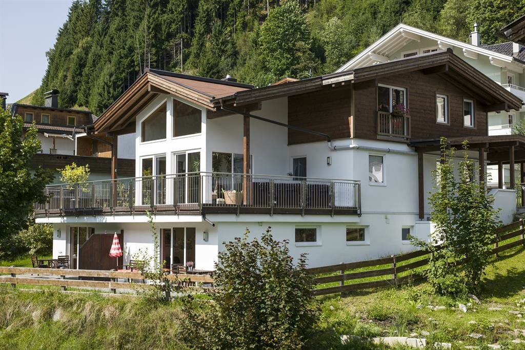 Appartements-Wanner-Sommer.jpg