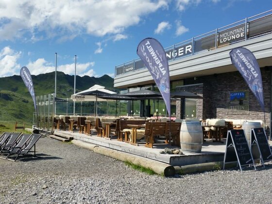 Gipfeltreffen, Bergrestaurant mit Wine Lounge im Sommer & Winter