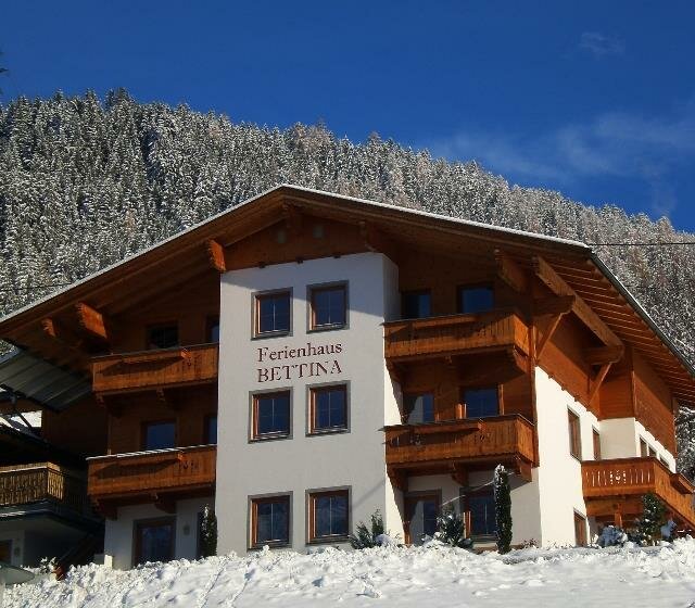 Haus-im-Winter.jpg