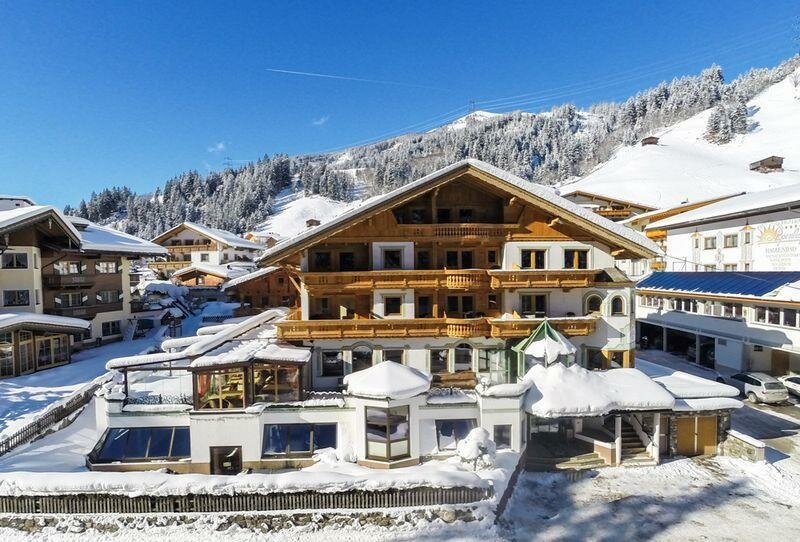 Hotel-Kristall-Gerlos.jpg