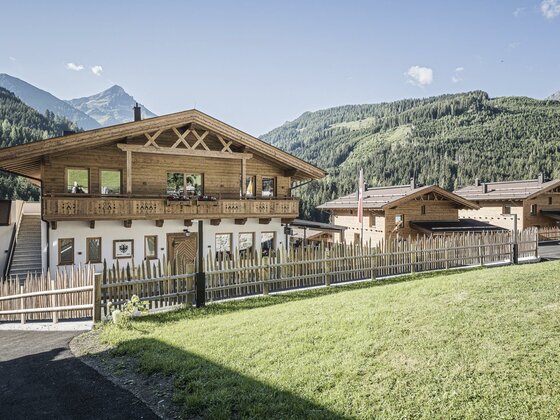 Öffentliche E-Ladestation Auto Farm Resort Geislerhof