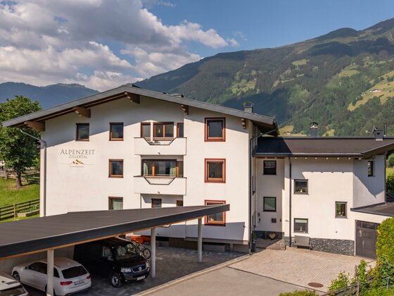 Alpenzeit Zillertal Apartments
