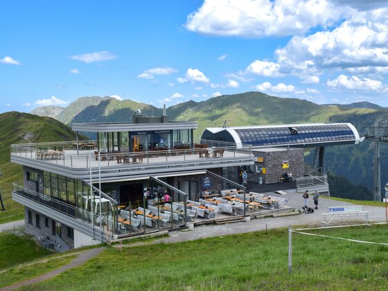 Gipfeltreffen, Bergrestaurant mit Wine Lounge im Sommer & Winter